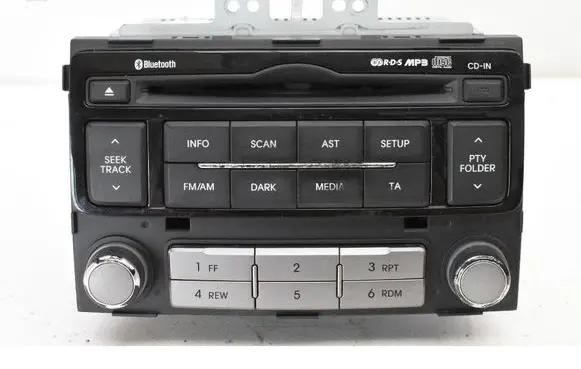 Hyundai i20 (PB PBT) Radio/CD/DVD/GPS head unit 961211J252