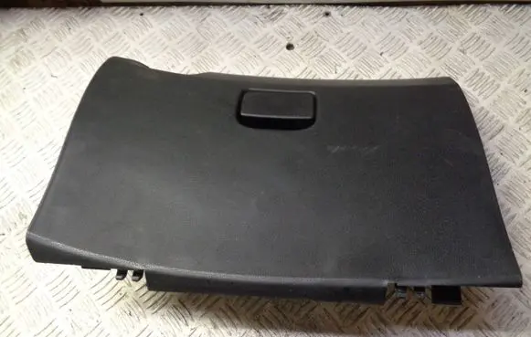 Nissan Note (E12) Glove box lid/cover