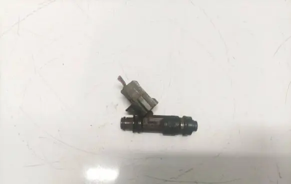 Subaru B9 Tribeca Fuel injector 519cw