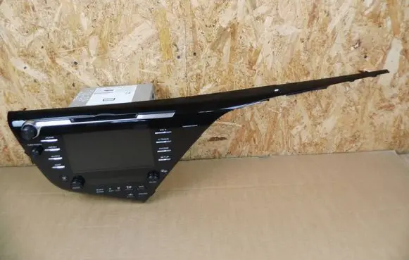 Toyota Camry VIII XV70 Radio/CD/DVD/GPS head unit 8614033D00