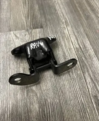 Toyota RAV 4 (XA50) Rear door upper hinge