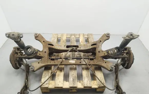 Hyundai Tucson TL Rear axle beam 