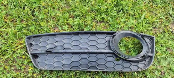 Audi A5 8T 8F Front fog light trim/grill 8T0807681 15053DSS11