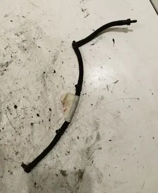 Fuel return line/hose