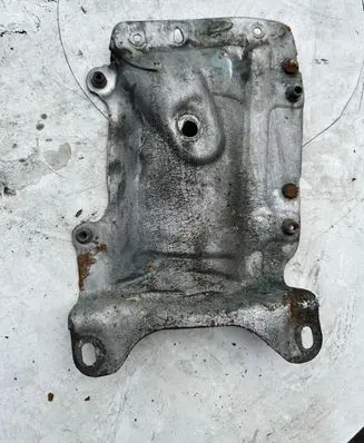Mini Cooper Hatch Hardtop Heat shield in engine bay 7588550