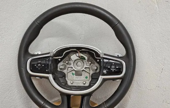 Volvo XC90 Steering wheel 32227372