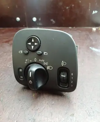 Mercedes-Benz C W203 Light switch A2035450604 04058515 4406574725