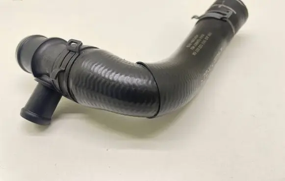 Volkswagen Touran II Engine coolant pipe/hose 1K0122051HA 124607HU 124607H