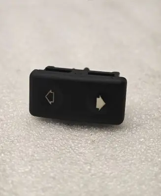 BMW 5 E34 Electric window control switch 1379076