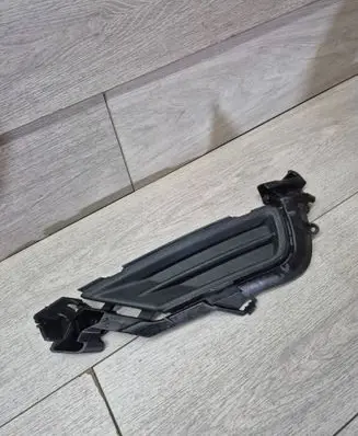 Volvo XC90 Front bumper lower grill 31383629