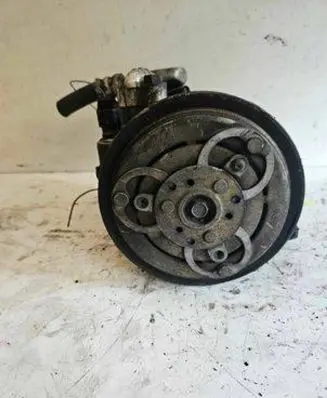 Nissan X-Trail T30 Air conditioning (A/C) compressor (pump) 926005M301 589080847