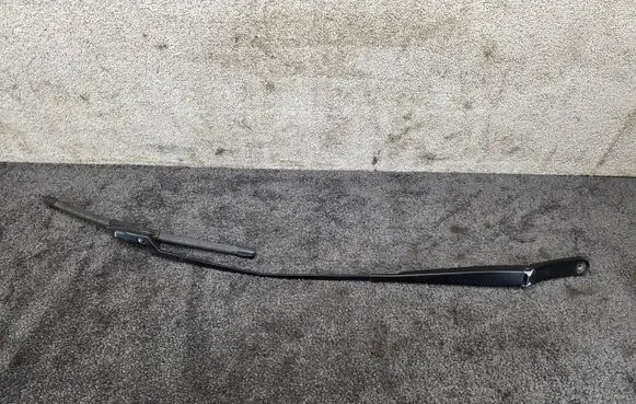 Seat Leon (5F) Front wiper blade arm 5F1955410
