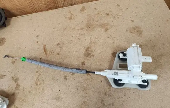 Mercedes-Benz GLC C253 Tailgate/trunk/boot lock/catch/latch A0999068600