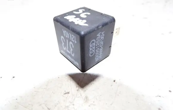 Audi A6 S6 C6 4F Other relay 8D0951253A