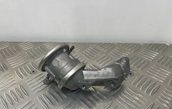 Audi A6 C7 EGR valve 06E131102B