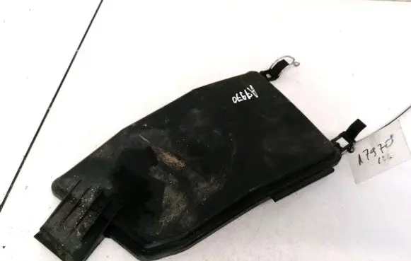 Mercedes-Benz C W203 Fuse box cover 2035450203