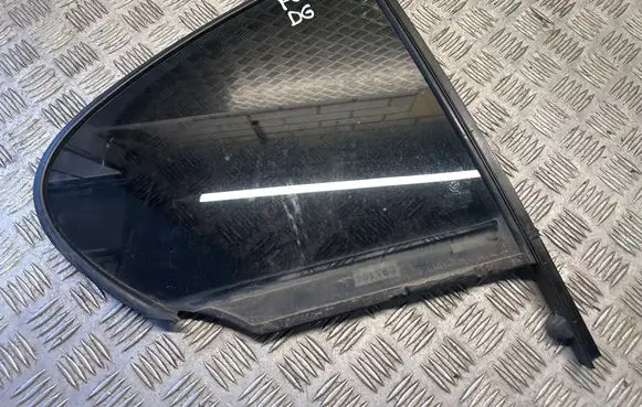 BMW 7 F01 F02 F03 F04 Rear side window 7177660