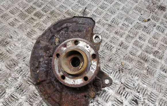 Volvo XC90 Front wheel hub