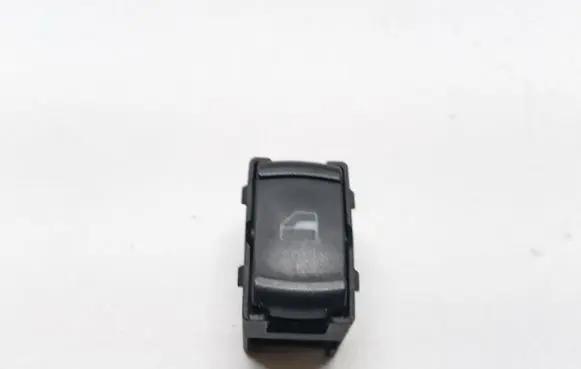 Skoda Octavia Mk1 (1U) Electric window control switch 3B0959855