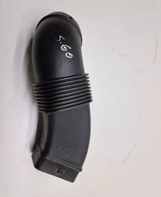 Volvo S60 Air intake duct part 70368443 30671774