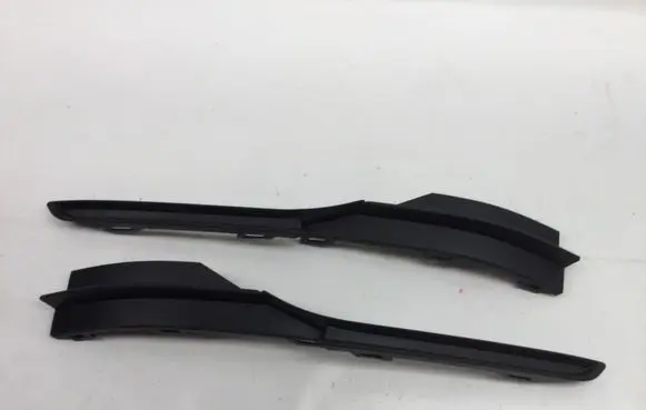 Volkswagen Golf VII Front bumper lower grill 5G0853665L 5G0853666L