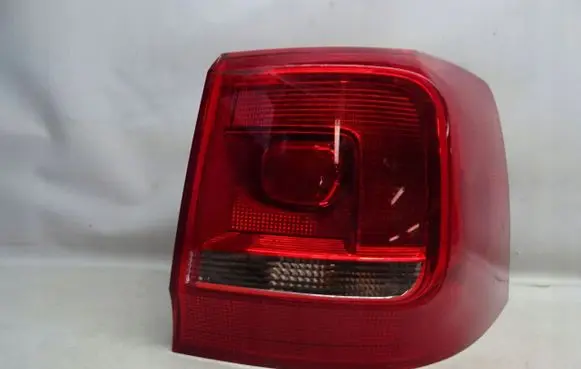 Volkswagen Sharan Rear/tail lights 7N0945096G