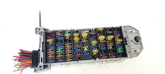Nissan X-Trail T30 Fuse box set