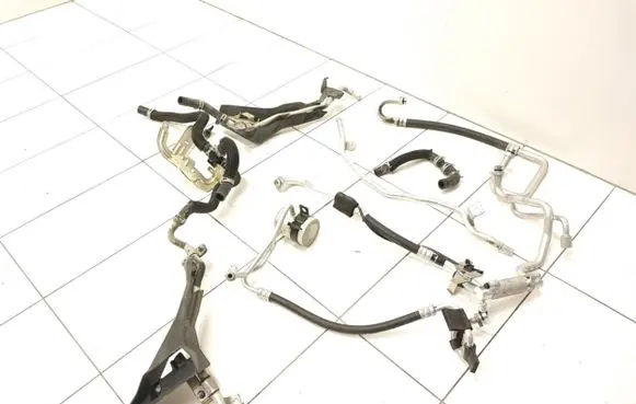 Nissan Ariya Air conditioning (A/C) pipe/hose 92479-5MP7A