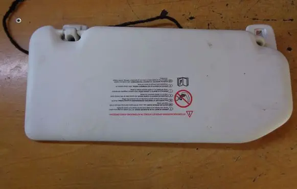 Peugeot 508 Sun visor