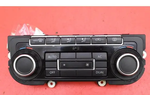 Volkswagen Golf Plus Climate control unit 5K0907044BS