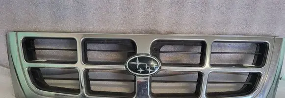 Subaru Forester SF Front grill