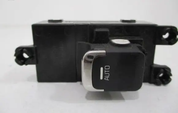 KIA Ceed Electric window control switch 93580A2100