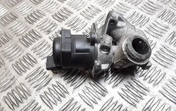 Peugeot 5008 EGR valve cooler 9672880080