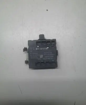 Mercedes-Benz C W204 Door control unit/module A2048701926 A2048200326 A2044421732