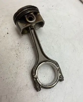 Volkswagen PASSAT B8 Piston with connecting rod 7490A 04ER