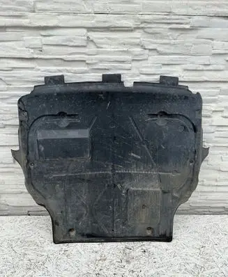 Volkswagen Multivan T5 Engine splash shield/under tray