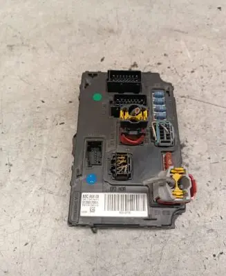 Peugeot 407 Fuse module 9656148180 BSCA0400 S120017001I