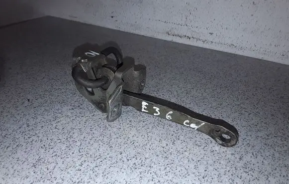 BMW 3 E36 Rear door check strap stopper 51218188848 8188848