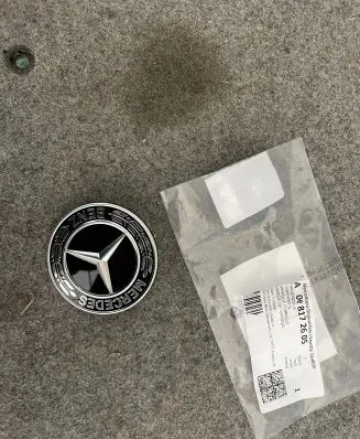 Mercedes-Benz GLB x247 Manufacturer badge logo/emblem A008172605
