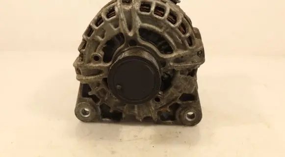 Nissan Qashqai Generator/alternator 
