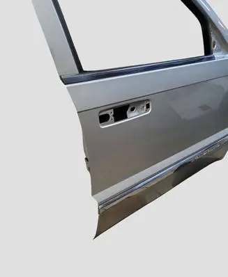 Jeep Grand Cherokee (WK) Front door
