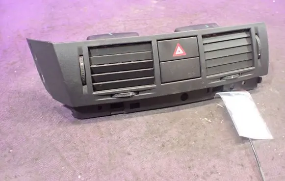 Opel Meriva A Dashboard side air vent grill/cover trim 13107741