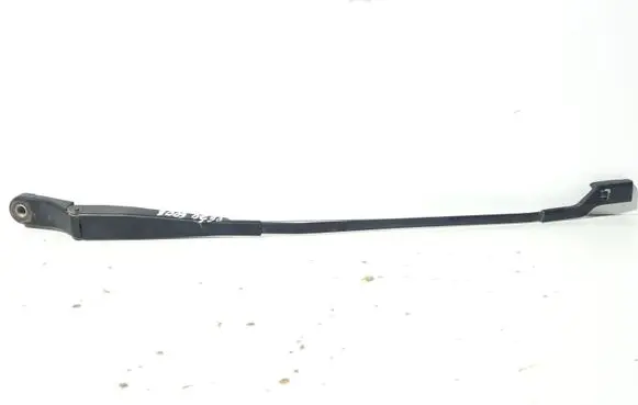 Peugeot 5008 Front wiper blade arm 9683098980