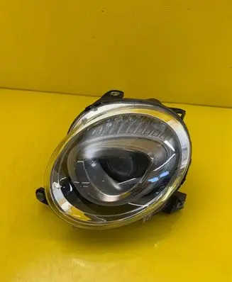 Fiat 500L Headlight/headlamp 52129441