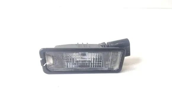 Volkswagen Golf VII Number plate light 1K8943021