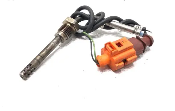 Volkswagen Golf VI Exhaust gas temperature sensor 059906088AB