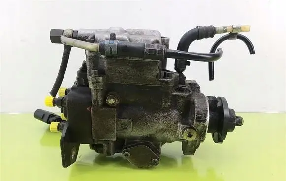 Audi A3 8Y Fuel injection high pressure pump 038130107D