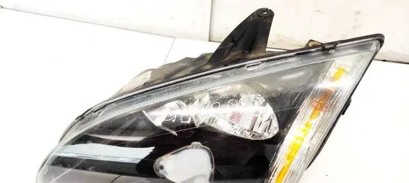 Ford Focus Headlight/headlamp E417510179