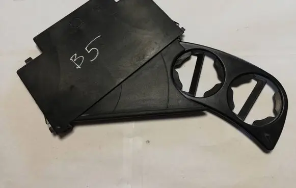 Volkswagen PASSAT B5.5 Cup holder 3B1858601A 3B1858569C