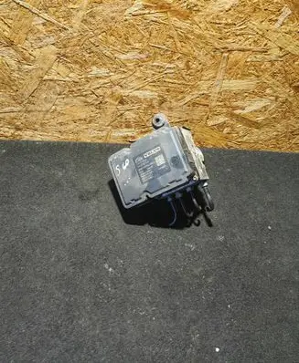Volvo S60 ABS Pump 31400101